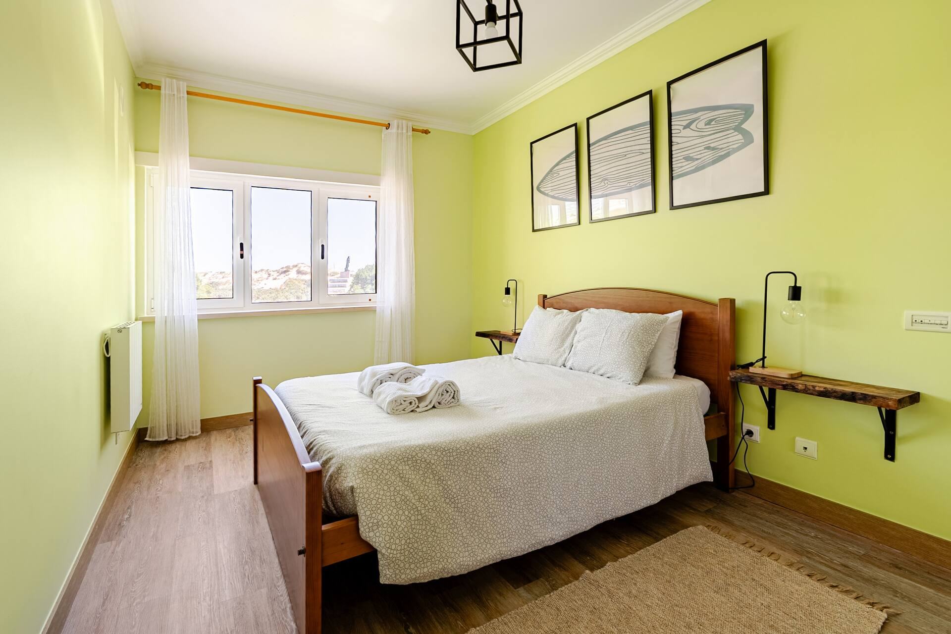 Apartamento Bay em Peniche — quarto de casal